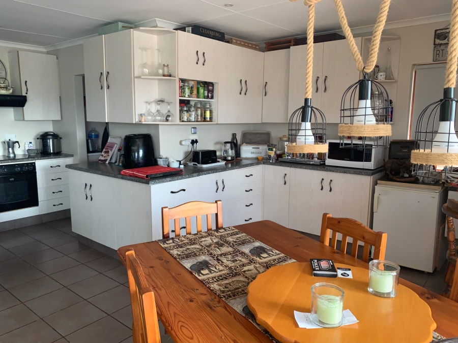 5 Bedroom Property for Sale in Fraaiuitsig Western Cape